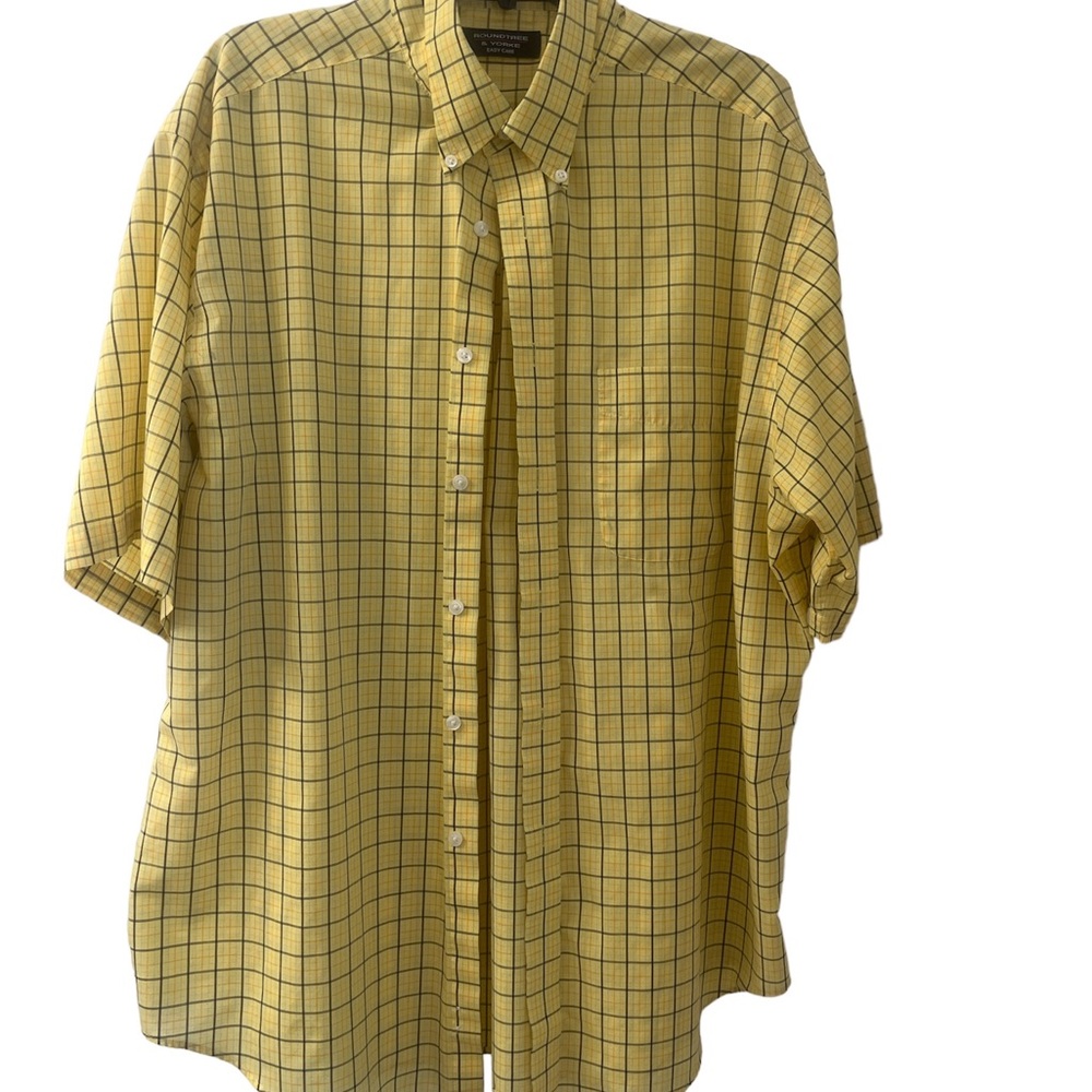 XL Roundtree and York button-down shirt